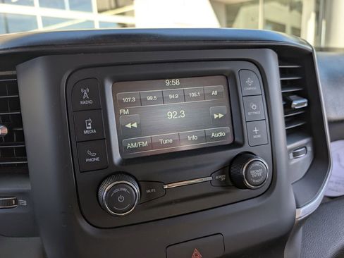 Used 2019 RAM 2500 Big Horn AWD/4WD image 25