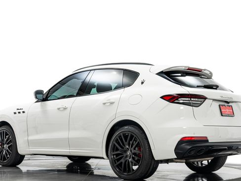 Used 2022 Maserati Levante Modena image 33