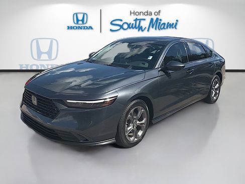 Certified 2024 Honda Accord EX image 3