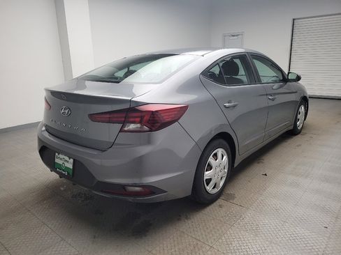 Used 2019 Hyundai Elantra SE w/ Cargo Package FWD image 9