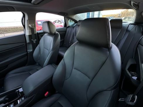 Used 2025 Honda Accord Touring image 11