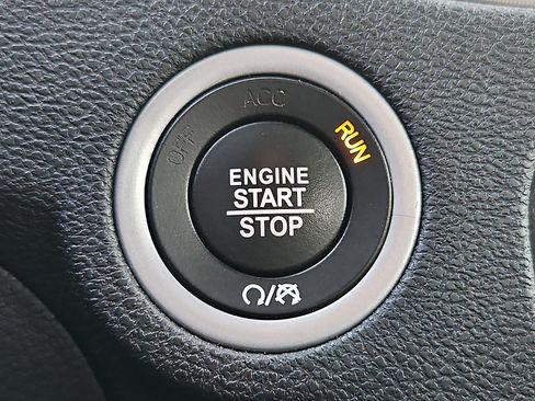 Used 2023 Dodge Charger R/T w/ Blacktop Package image 20