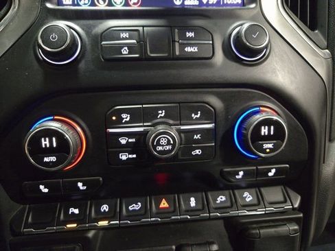 Used 2020 Chevrolet Silverado 1500 LT Trail Boss image 23