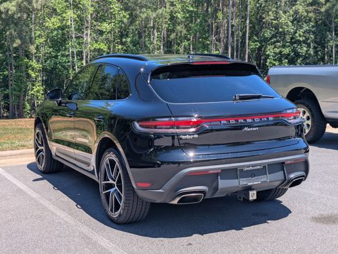 Used 2023 Porsche Macan AWD/4WD image 5