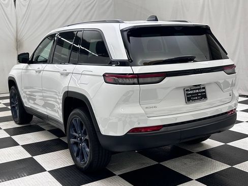 New 2026 Jeep Grand Cherokee Limited AWD/4WD image 5