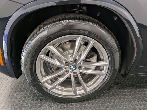 Used 2021 BMW X4 xDrive30i w/ Executive Package image 7