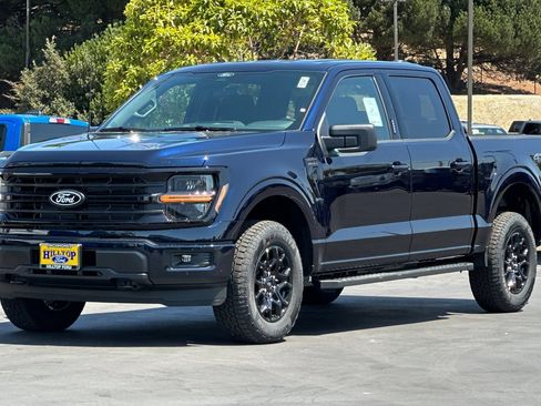 New 2026 Ford F150 XLT w/ XLT Black Appearance Package AWD/4WD image 8