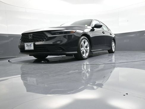 Used 2024 Honda Accord LX image 25