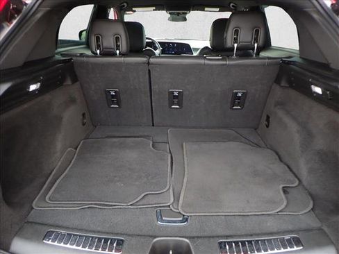 Used 2024 Cadillac XT4 Premium Luxury image 8