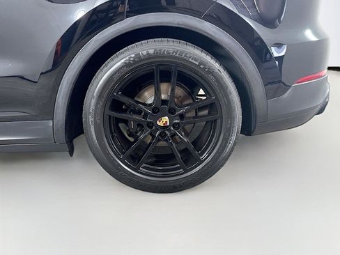 Used 2020 Porsche Cayenne AWD/4WD image 27