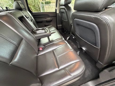 Used 2011 Chevrolet Silverado 1500 LT w/ All-Star Edition AWD/4WD image 13