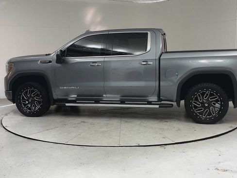 Used 2021 GMC Sierra 1500 Denali w/ Technology Package AWD/4WD image 4