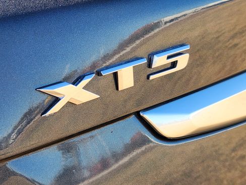 Used 2019 Cadillac XT5 Luxury image 11