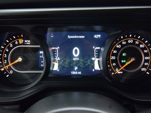 Used 2025 Jeep Gladiator Rubicon w/ Convenience Group image 20