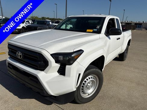 Used 2024 Toyota Tacoma SR RWD image 1