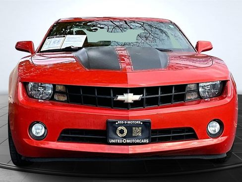 Used 2013 Chevrolet Camaro LT image 2
