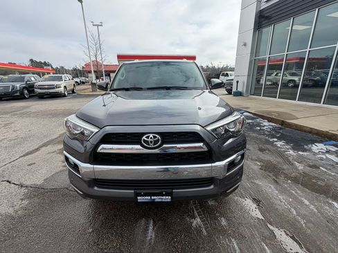 Used 2016 Toyota 4Runner Limited image 6