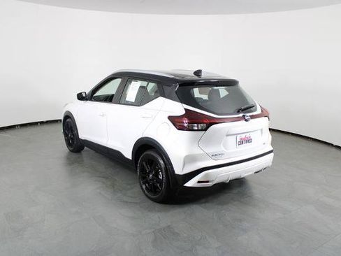 Certified 2024 Nissan Kicks SV FWD image 4