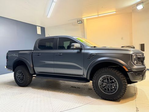 Used 2025 Ford Ranger Raptor AWD/4WD image 7
