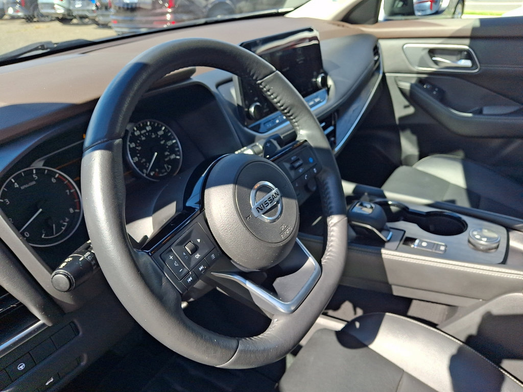Used 2021 Nissan Rogue SL w/ Premium Package AWD/4WD image 25