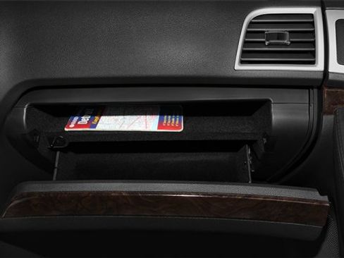 Used 2013 Ford Explorer Limited image 17