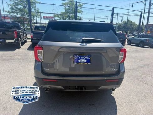 Used 2023 Ford Explorer XLT w/ Equipment Group 202A AWD/4WD image 3
