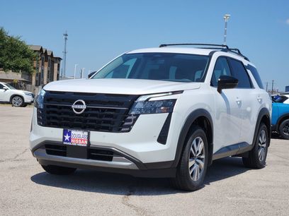 New 2026 Nissan Pathfinder SL