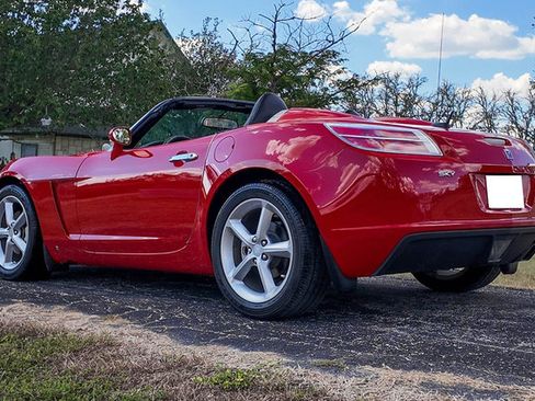Used 2009 Saturn Sky w/ Premium Trim Package RWD image 4