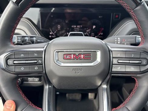 Used 2025 GMC Yukon AT4 Ultimate AWD/4WD image 18