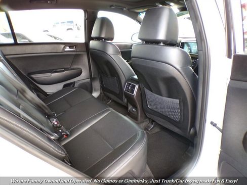 Used 2022 Kia Sportage Nightfall Edition AWD/4WD image 20