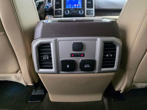 Used 2019 Ford F150 Lariat w/ Equipment Group 502A Luxury image 29