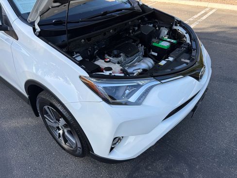 Used 2016 Toyota RAV4 XLE FWD image 40
