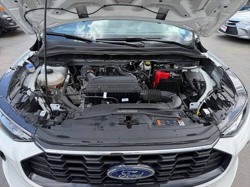 Used 2023 Ford Escape ST-Line w/ Tech Pack #1 AWD/4WD image 34