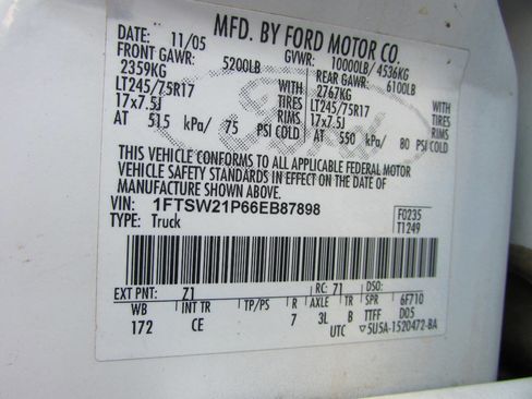 Used 2006 Ford F250 Lariat image 32