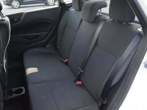 Used 2018 Ford Fiesta SE FWD image 6