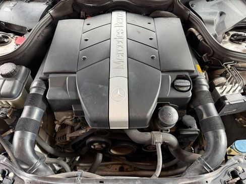 Used 2005 Mercedes-Benz CLK 320 Cabriolet image 4