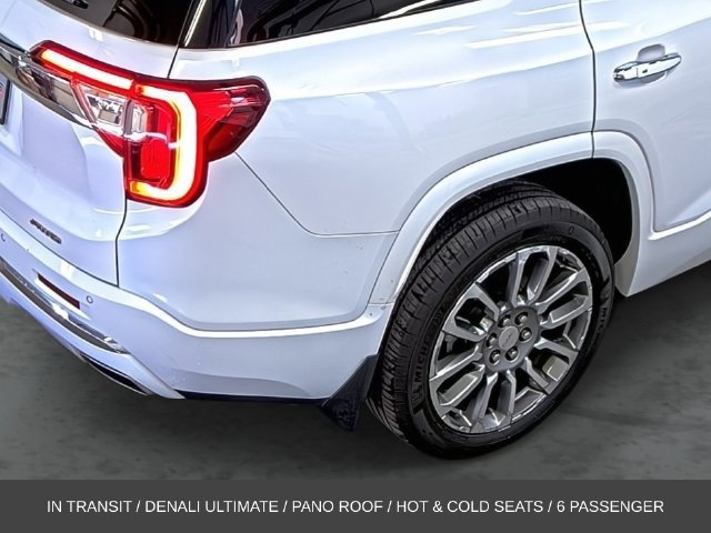 Used 2023 GMC Acadia Denali w/ Denali Ultimate Package AWD/4WD image 14