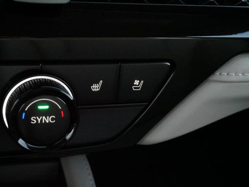 Certified 2025 Honda Accord Touring image 29