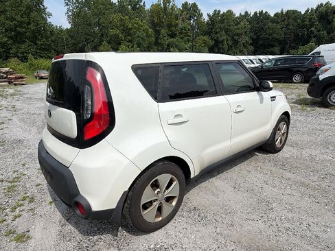 Used 2016 Kia Soul FWD image 9