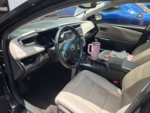 Used 2014 Toyota Avalon Limited w/ Technology Package FWD image 7
