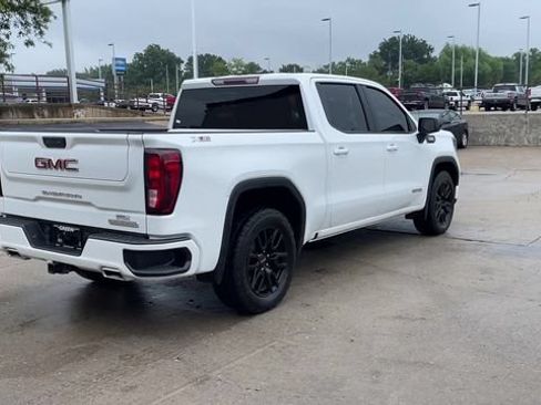 Used 2023 GMC Sierra 1500 Elevation w/ X31 Off-Road Package AWD/4WD image 8