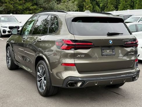 Used 2024 BMW X5 xDrive40i w/ M Sport Package AWD/4WD image 6