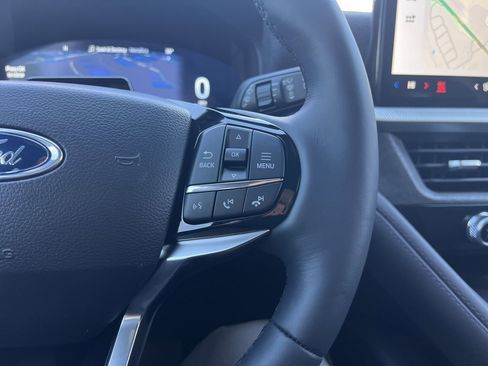 New 2026 Ford Explorer Platinum image 9