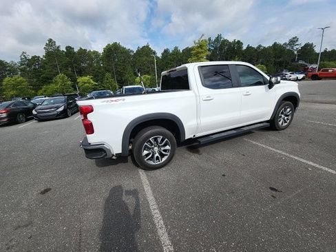 Used 2024 Chevrolet Silverado 1500 LT w/ Protection Package AWD/4WD image 15