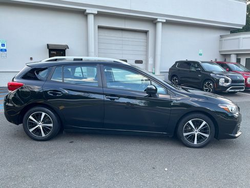 Used 2022 Subaru Impreza 2.0i Premium AWD/4WD image 4