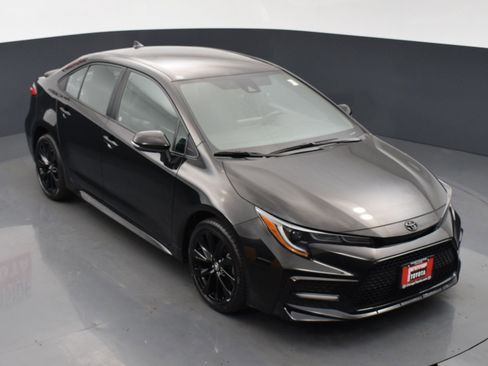 Used 2022 Toyota Corolla SE FWD image 21