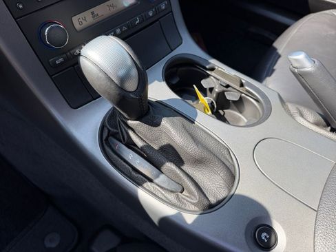 Used 2007 Chevrolet Corvette Convertible RWD image 20