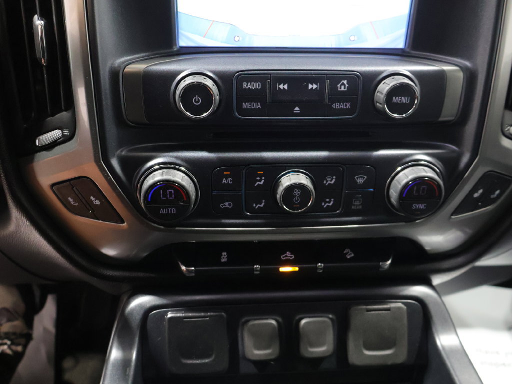 Used 2018 Chevrolet Silverado 1500 LT w/ All Star Edition AWD/4WD image 28