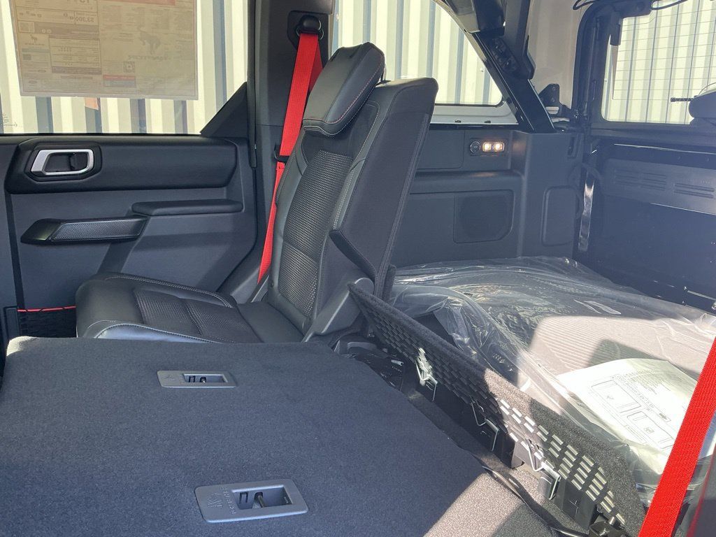New 2026 Ford Bronco Raptor w/ Interior Carbon Fiber Pack AWD/4WD image 20