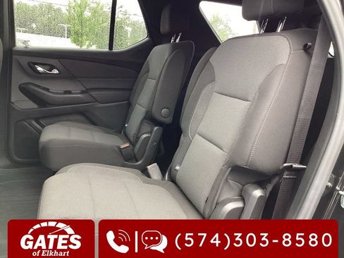 Used 2023 Chevrolet Traverse LT FWD image 15